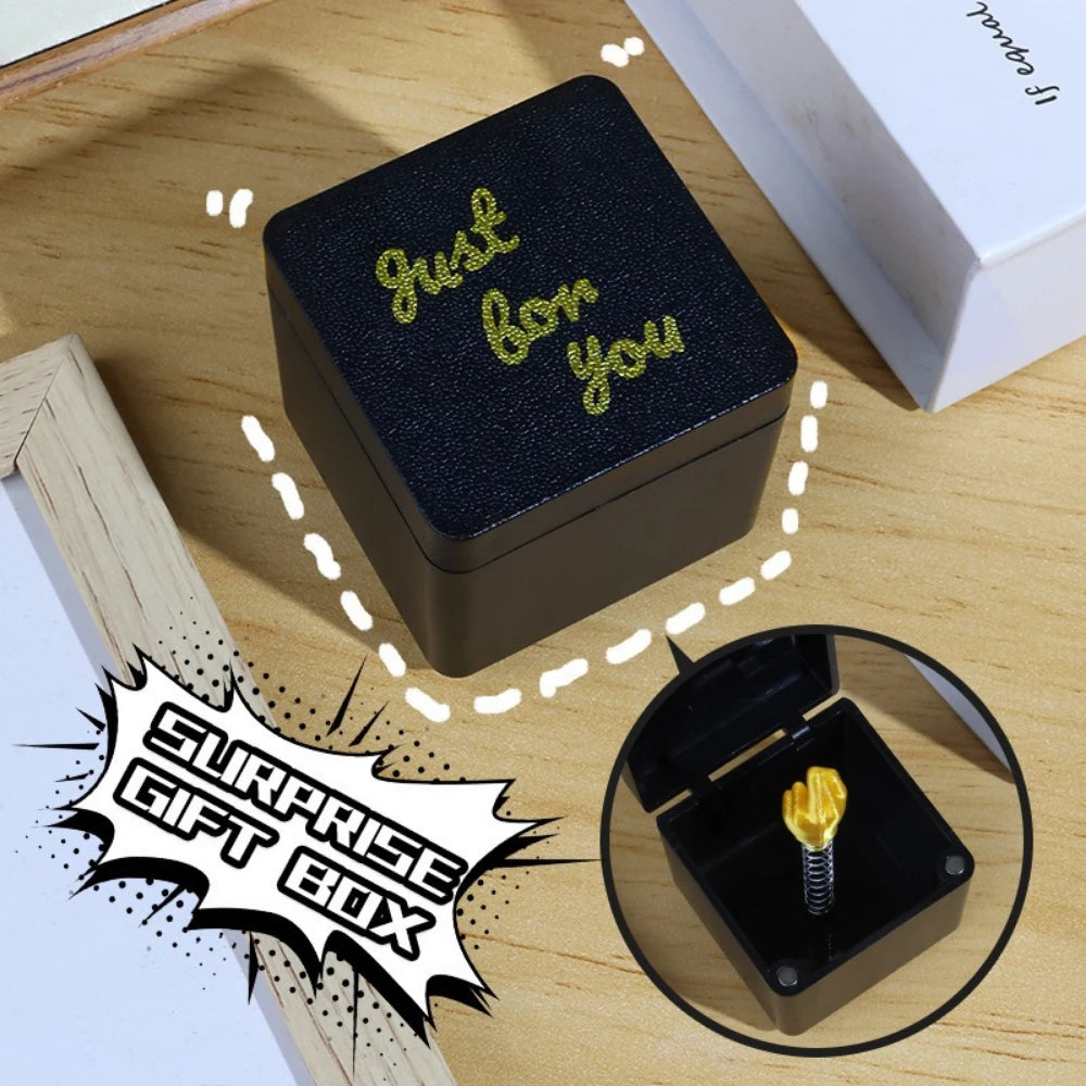 Middle Finger Surprise Gift Boxs Christmas Fun Prank Gift Offices Desk Home Decor Gift Decoration Toys Children Miniature Items