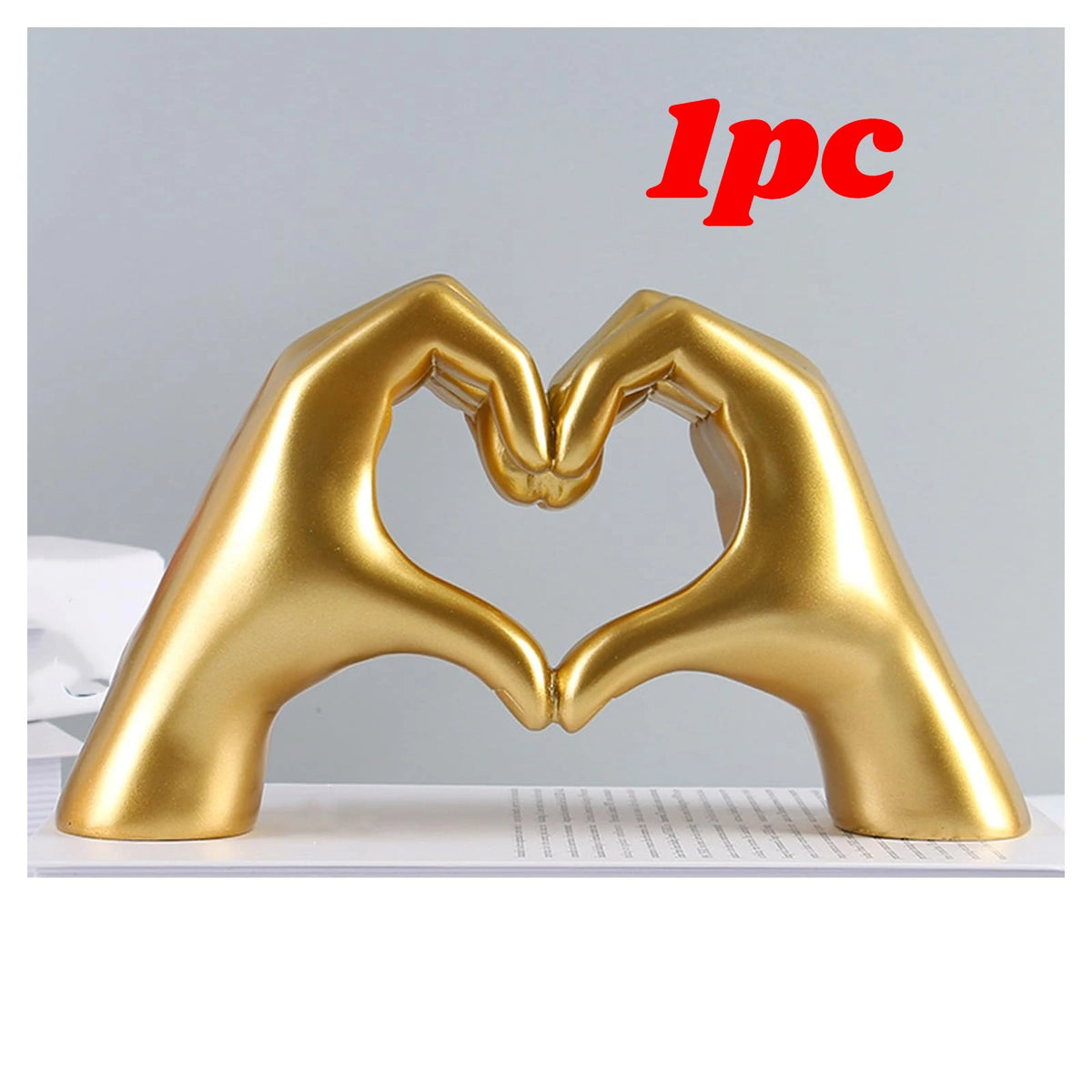 1pc Love Gesture Sculpture Desktop Decoration Heart Hand Nordic Light Luxury Crafts Can be given as a romantic gift for couple