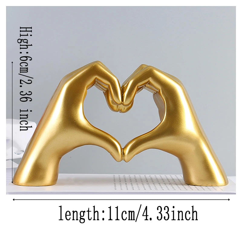 1pc Love Gesture Sculpture Desktop Decoration Heart Hand Nordic Light Luxury Crafts Can be given as a romantic gift for couple